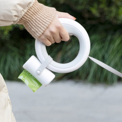 The Mengwangxing pet poop picker can be used with the UFO leash [no light version]